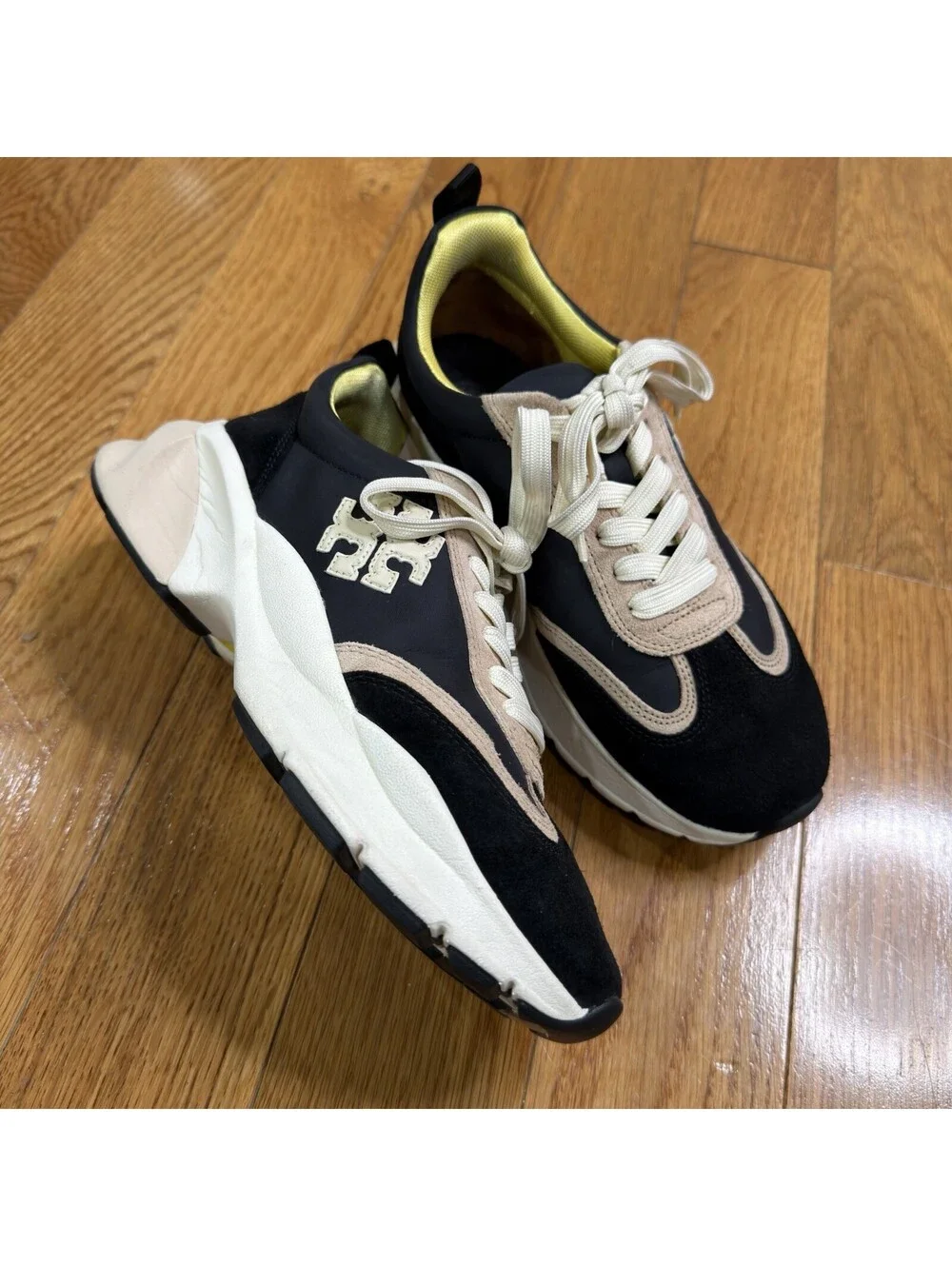Size 7 Women’s NIB Tory Burch Good Luck Trainer  Black/ Cream/ Suede Shoes